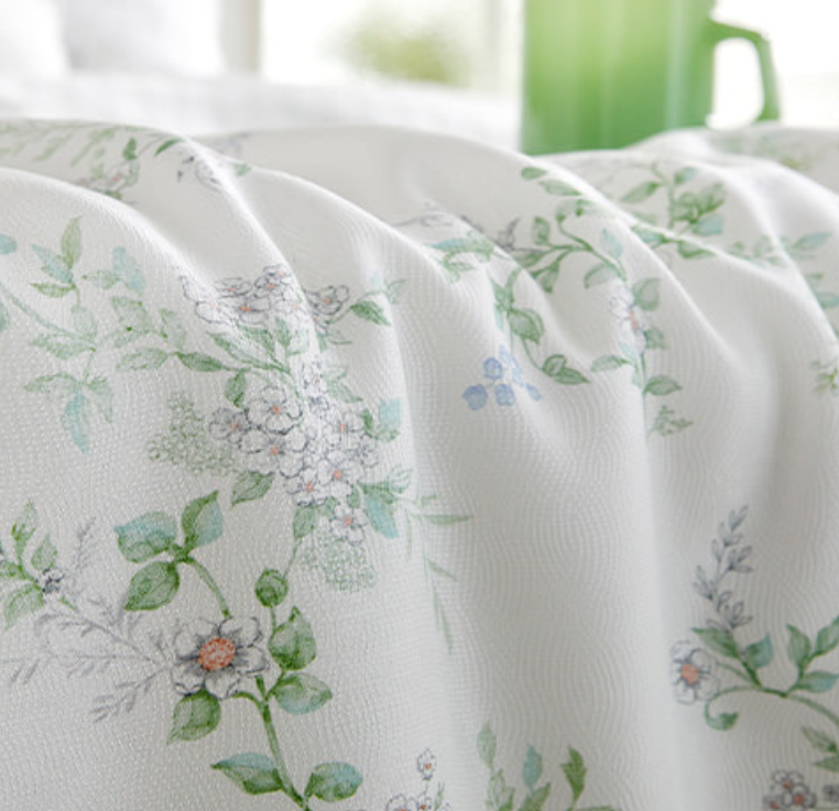 Summer bedding set made of 'ingyeon,' rayon fabric made from wood pulp (evezary)