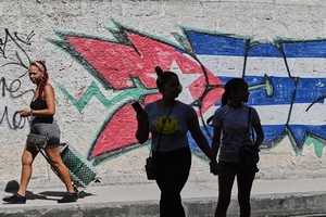 US slaps new sanctions on Cuba