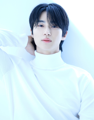 Byeon Woo-seok named top advertising model in K-Brand Index