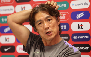 홍명보에 ‘졸전 이유’ 묻자…“갑자기 왜 이런지 당황스러워” - 헤럴드경제