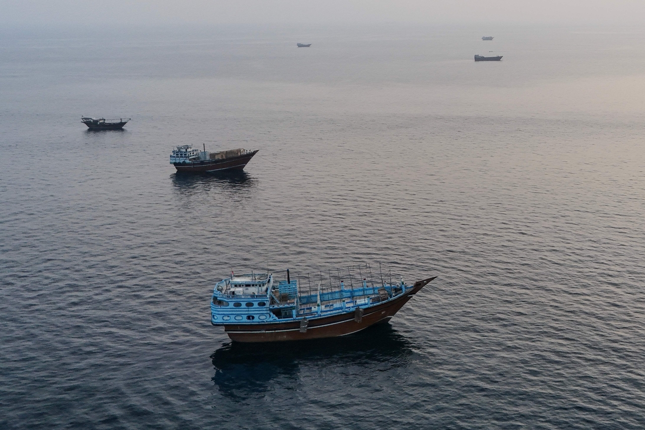 Ships are seen near in the Persian Gulf on Saturday. (AFP via Yonhap)