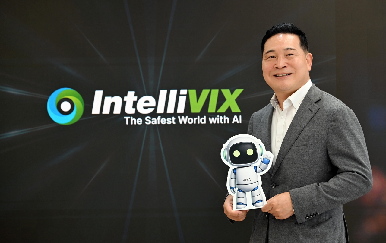 Intellivix CEO Choi Eun-soo poses for a photo before an interview with The Korea Herald at the company’s headquarters in Seoul on Tuesday. (Lee Sang-sub/The Korea Herald)