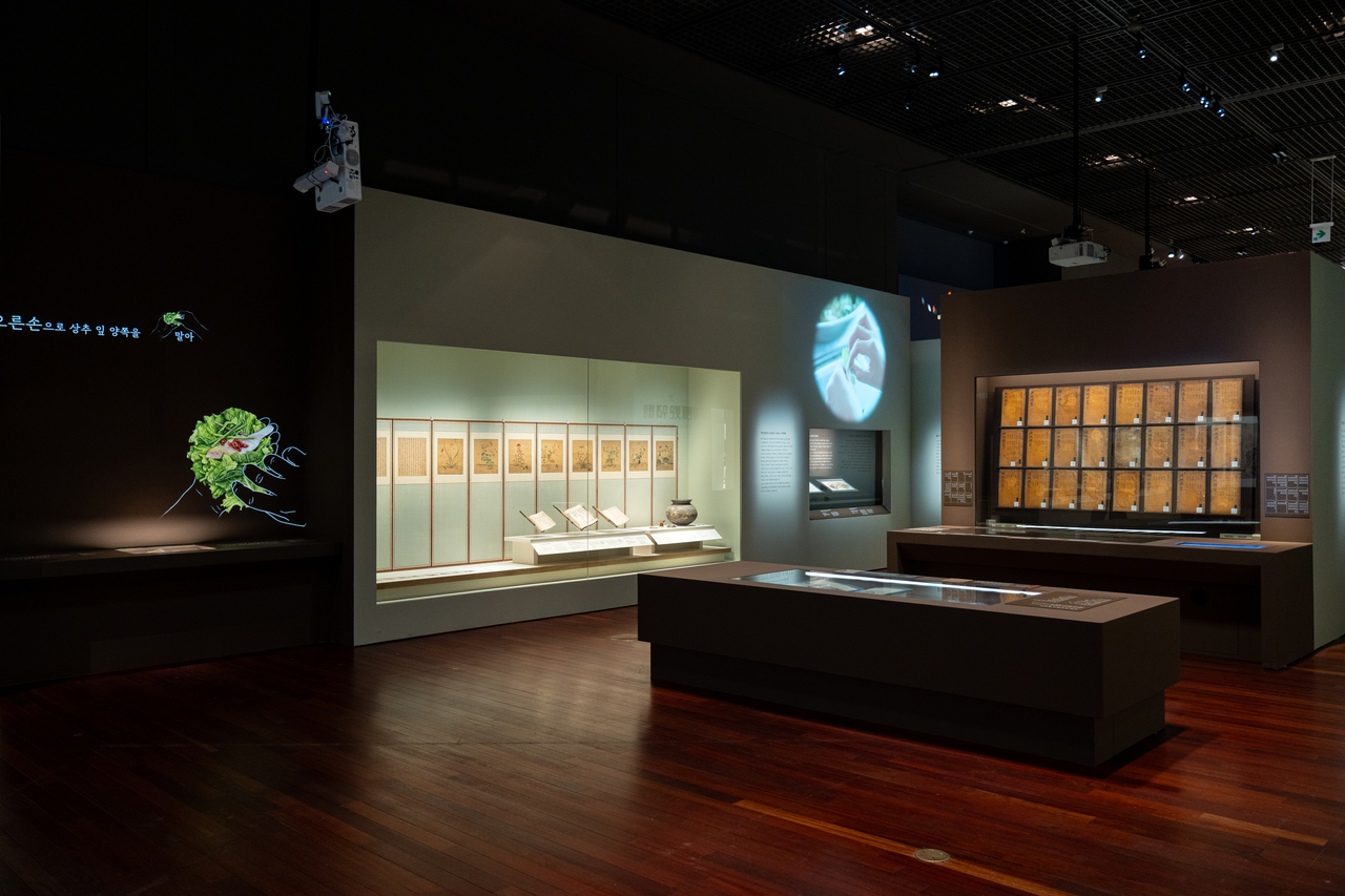Installation view of "The Korean Table: Food, Nature, and Life" at the National Museum of Korea in Seoul (NMK)