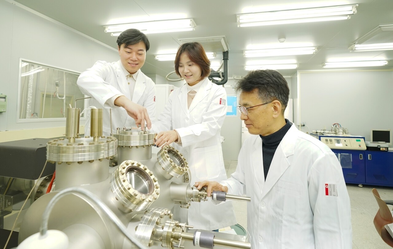 Faculty at the Gwangju Institute of Science and Technology, whose Samsung-linked semiconductor program admitted its first 30 students in March 2024, work in a campus lab. (The Gwangju Institute of Science and Technology )