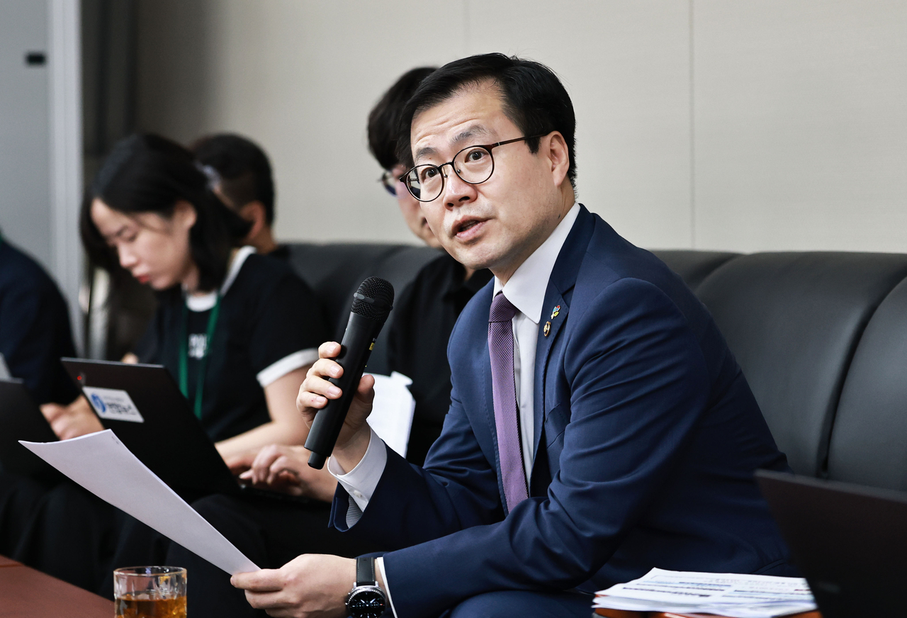 South Korea's Trade Minister Yeo Han-koo speaks to reporters at Sejong Government Complex on Tuesday. (Ministry of Trade, Industry and Resources)