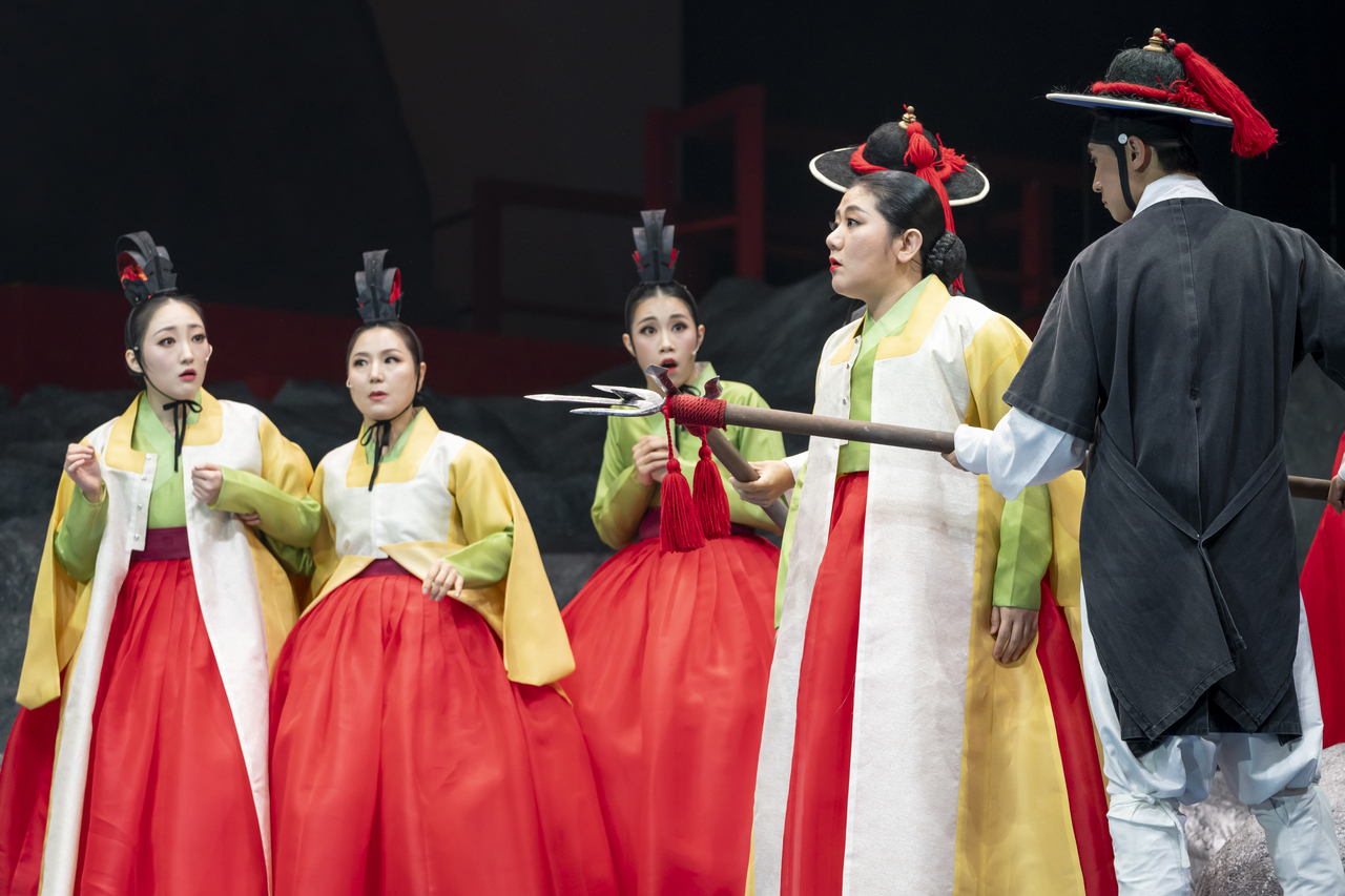 National Changgeuk Company's "Hyomyeong" [National Theater of Korea]