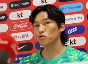 김승규, 월드컵 마치고 드디어 첫딸 품에 안았다