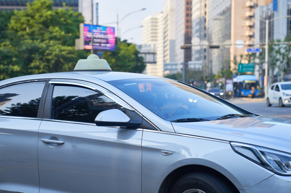 An image of a taxi in Seoul (Getty Image)