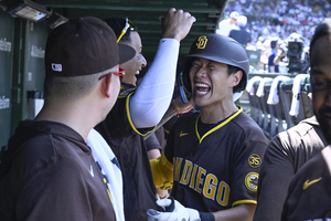 Padres' Song Sung-mun hits 1st MLB home run in loss