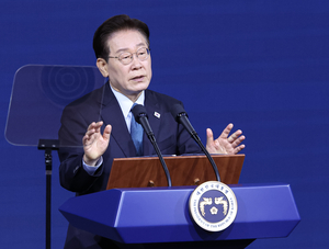 Lee vows to turn Chungcheong region into center of AI-led innovation