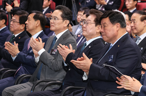 “이병철 도쿄선언급” 대통령 극찬한 삼성, 충청권에 140조 투자 [충청권 국민보고회]