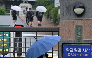 실명과 사진 버젓이, 프로선수 꿈까지 끊긴다…배재고 학부모·동문의 절박한 호소 [세상&]