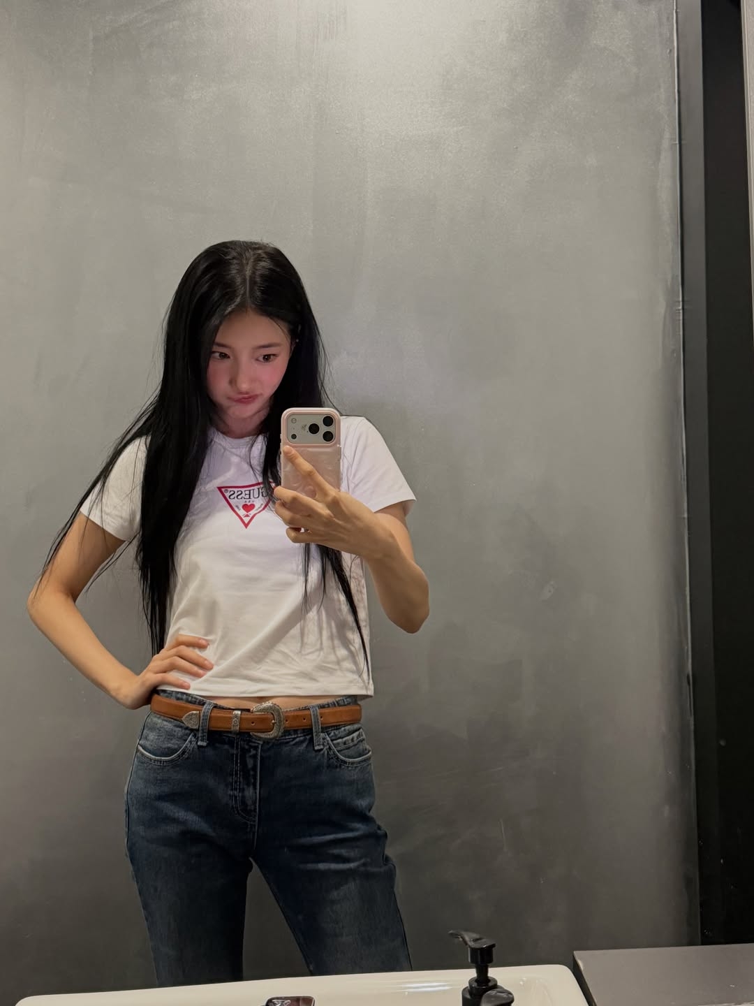 사진=수지 채널