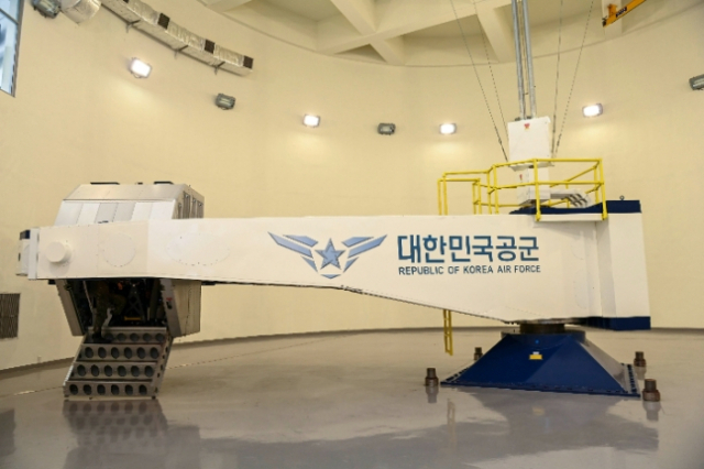 The Air Force Aerospace Medical Center’s G-tolerance training device. (Republic of Korea Air Force)