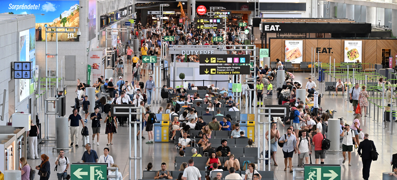Passengers walk through the terminal at Malaga-Costa del Sol Airport in southern Spain. (Im Se-jun/The Korea Herald)