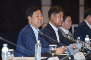 Gov't vows support for AI-driven growth of service industry