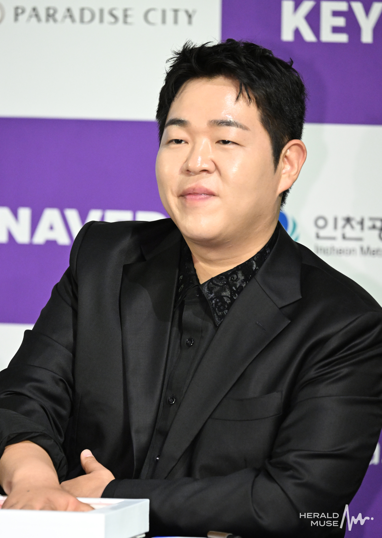 [헤럴드뮤즈=윤병찬 기자] 7일 오전 서울 용산구 CGV 용산아이파크몰점에서 ‘제5회 청룡시리즈 어워즈 핸드프린팅’ 행사가 진행됐다.