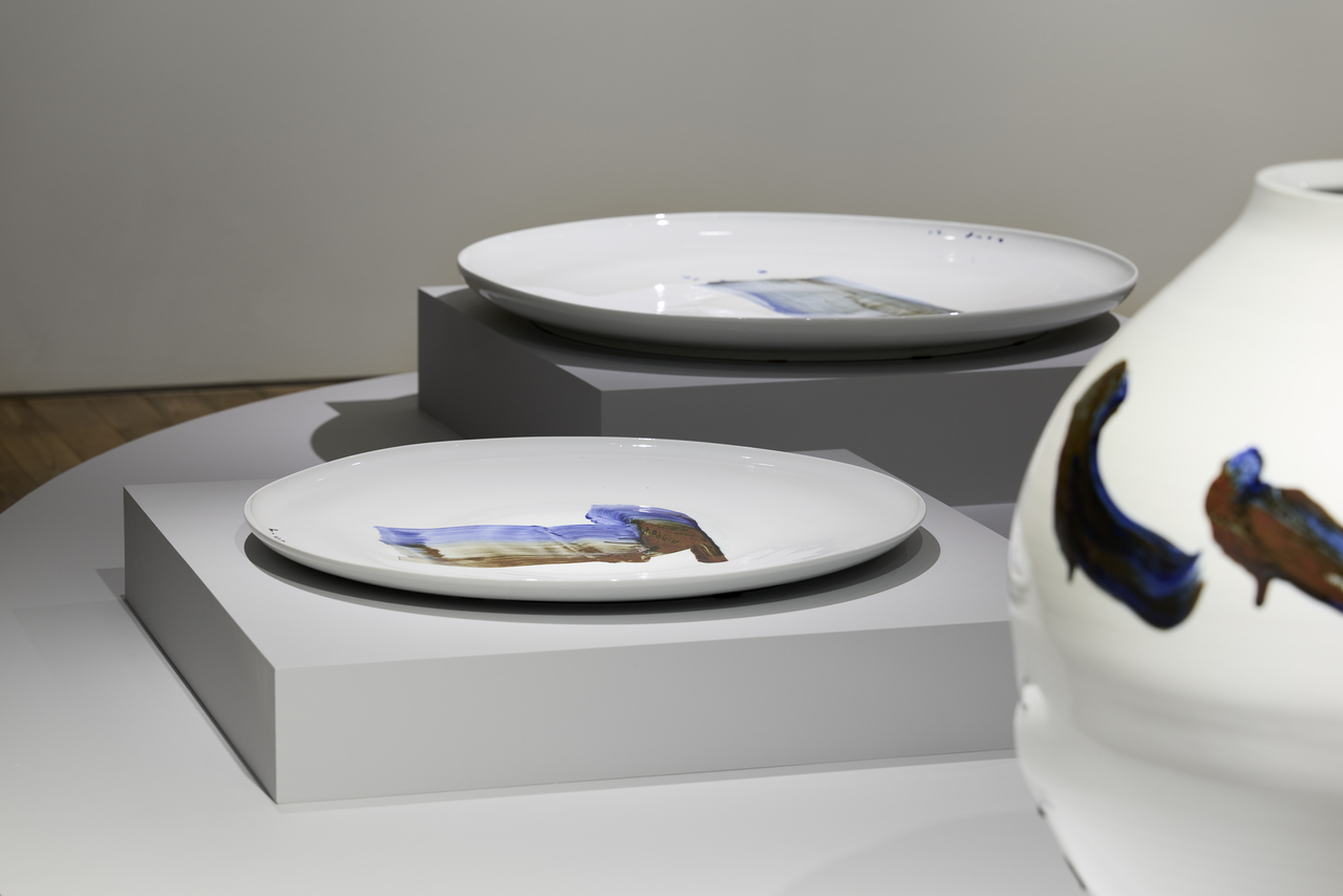 Installation view of "Park Young Sook: When Form Meets Gesture" at Pace Gallery in Seoul (Courtesy of the gallery)