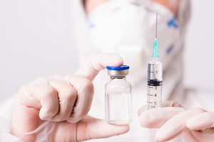 Nurse assistant arrested for self-administering propofol on first day at work