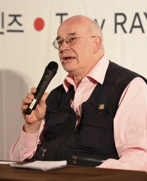 Tony Rayns, British critic who introduced Korean films to the world, dies at 77