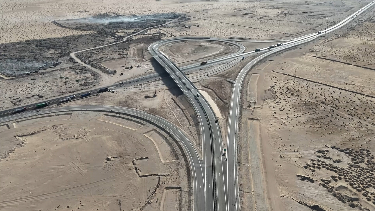 The interchange section of the Al-Faw access road in Iraq (Daewoo E&C)