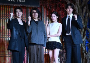 [종합] 곤룡포 조승우→남주혁X노윤서 가세…넷플릭스표 궁중 오컬트에 거는 기대 ‘동궁’
