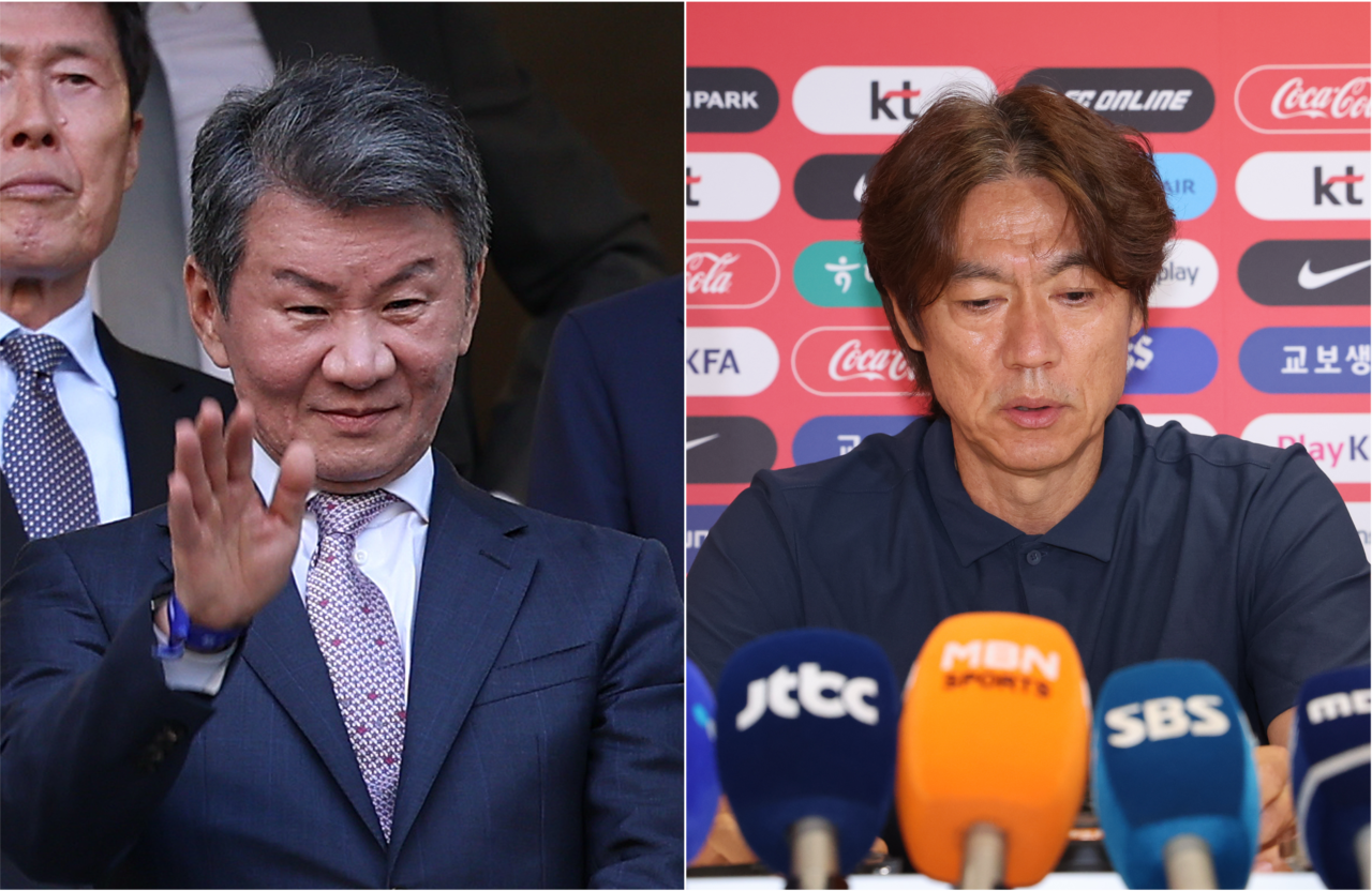 Former Korea Football Association President Chung Mong-gyu (left) and former national team head coach Hong Myung-bo (Newsis)