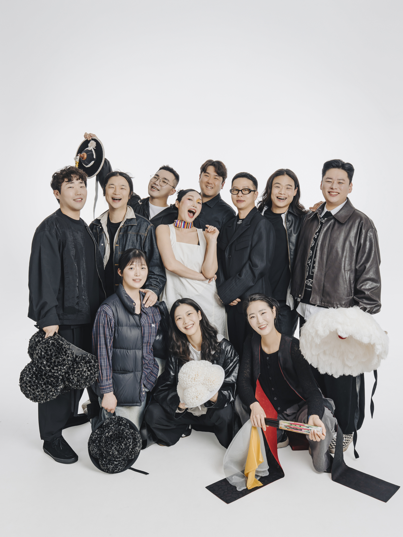 Waacking dancer Lip J, traditional performance troupe U-hee and DJ Park Dong-seok (National Theater of Korea)