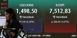 Seoul shares open higher on tech gains
