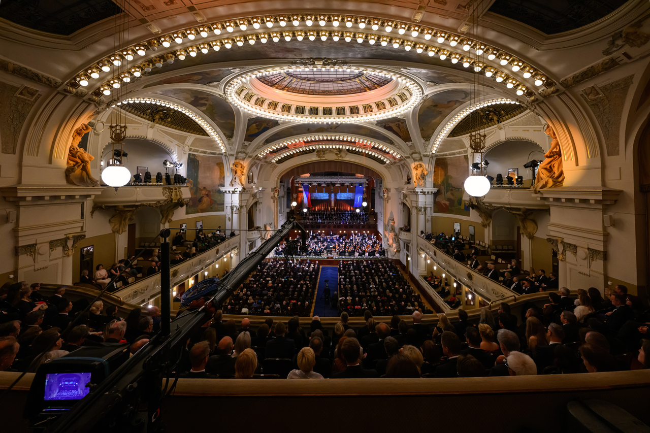 Smetana Hall in Prague (SPO)