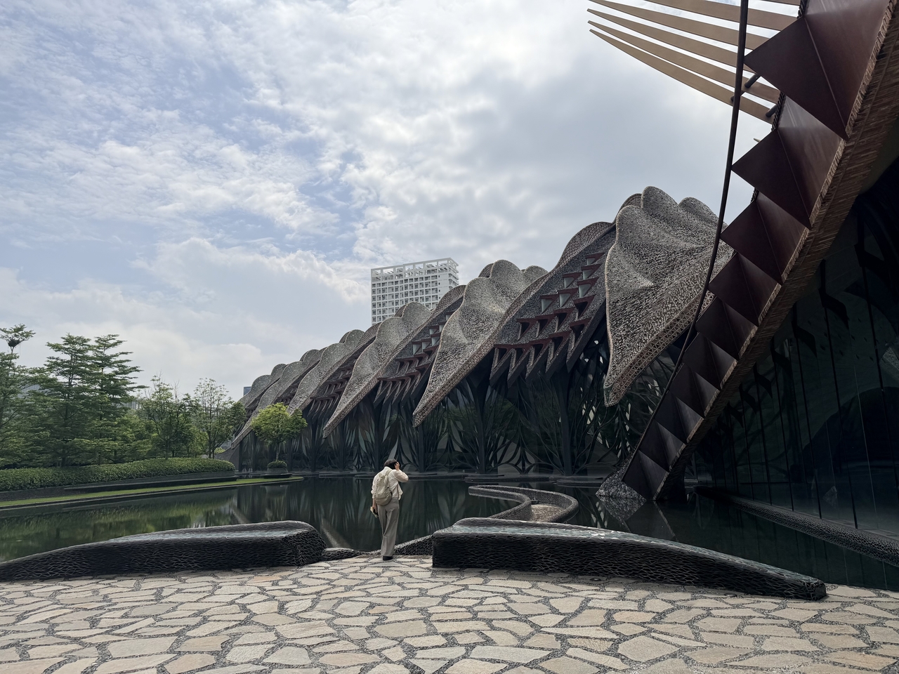 Inside Marisfrolg Fashion Campus, a Shenzhen-based high-end fashion brand's headquarters on June 26 (Park Ga-young/The Korea Herald)