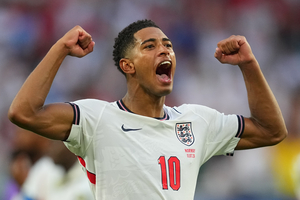 Bellingham scores twice to lift England past Haaland and Norway 2-1 and into World Cup semifinals