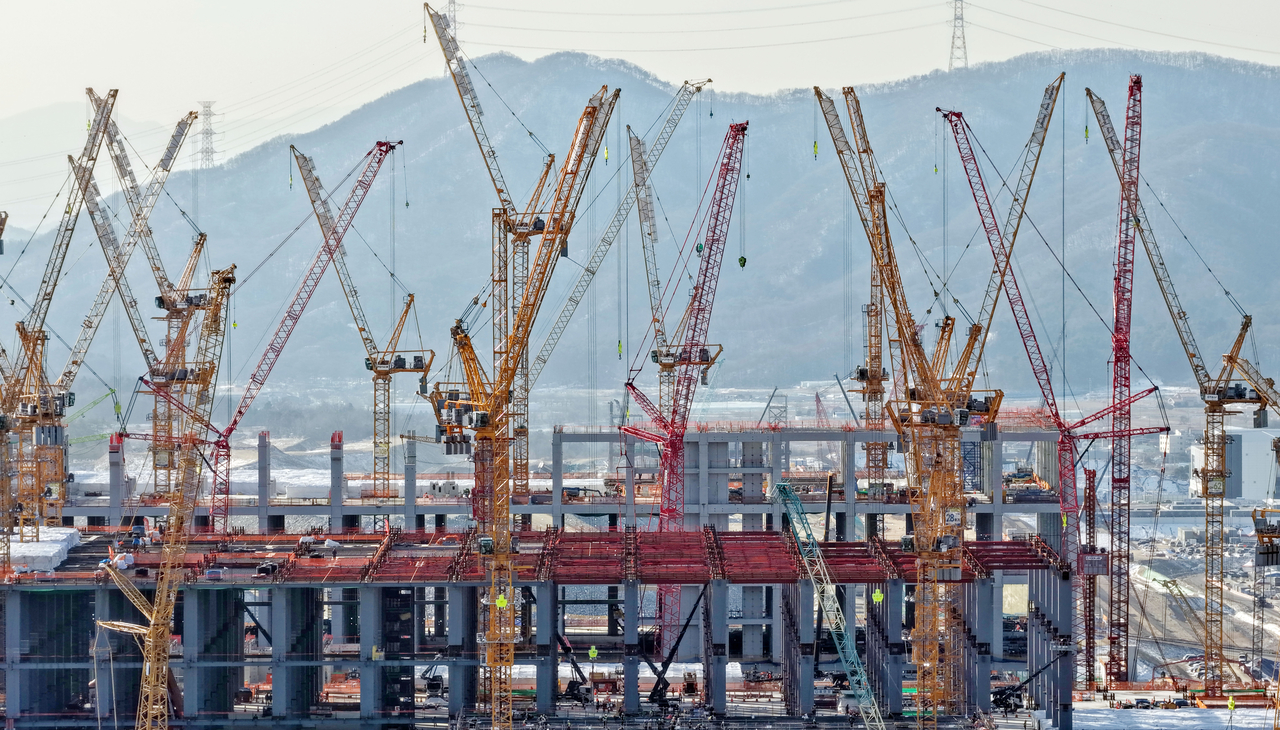 The construction site of a semiconductor cluster in Yongin, about 40 kilometers south of Seoul (Yonhap)