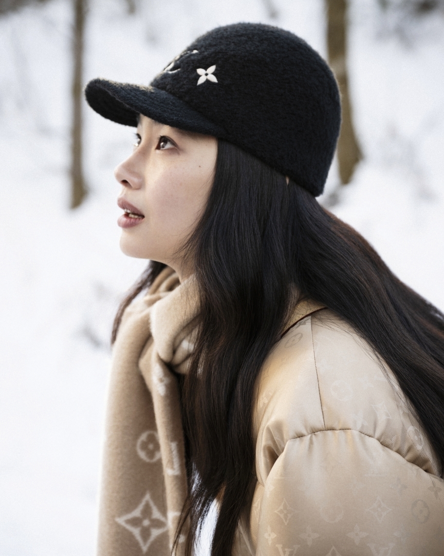 Jung Ho-yeon stars in "Destiny is a Journey," a Louis Vuitton campaign film released to mark the Monogram's 130th anniversary. (Louis Vuitton)