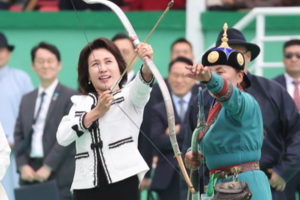 Ruling party threatens to sue lawmaker over 'fake news' clip featuring first lady