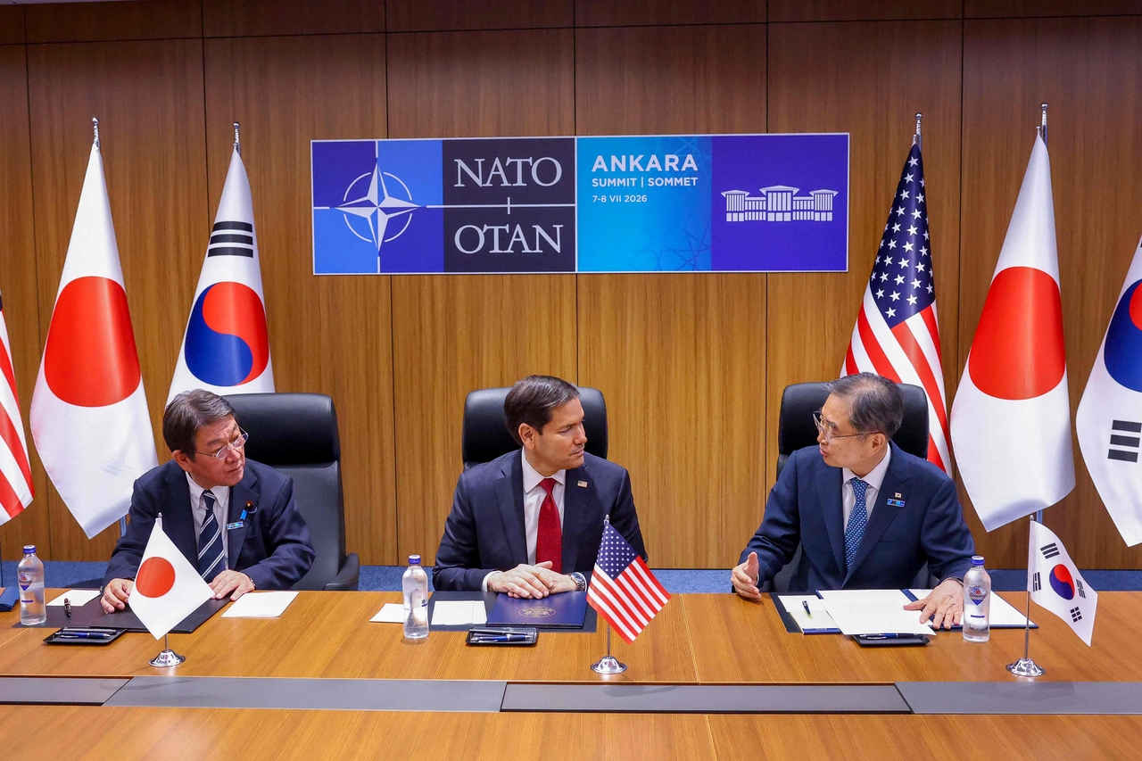 From left: Japanese Foreign Minister Motegi Toshimitsu, US Secretary of State Marco Rubio and South Korean Foreign Minister Cho Hyun attend a trilateral meeting on the sidelines of the NATO Summit in Ankara on July 7, 2026. (AFP-Yonhap)