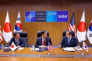 Korea eyes slice of global SMR market after pact with US, Japan