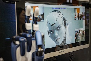 AI 모델은 빌려쓰고, 기억은 소유하라 [크리스티안 카탈리니]
