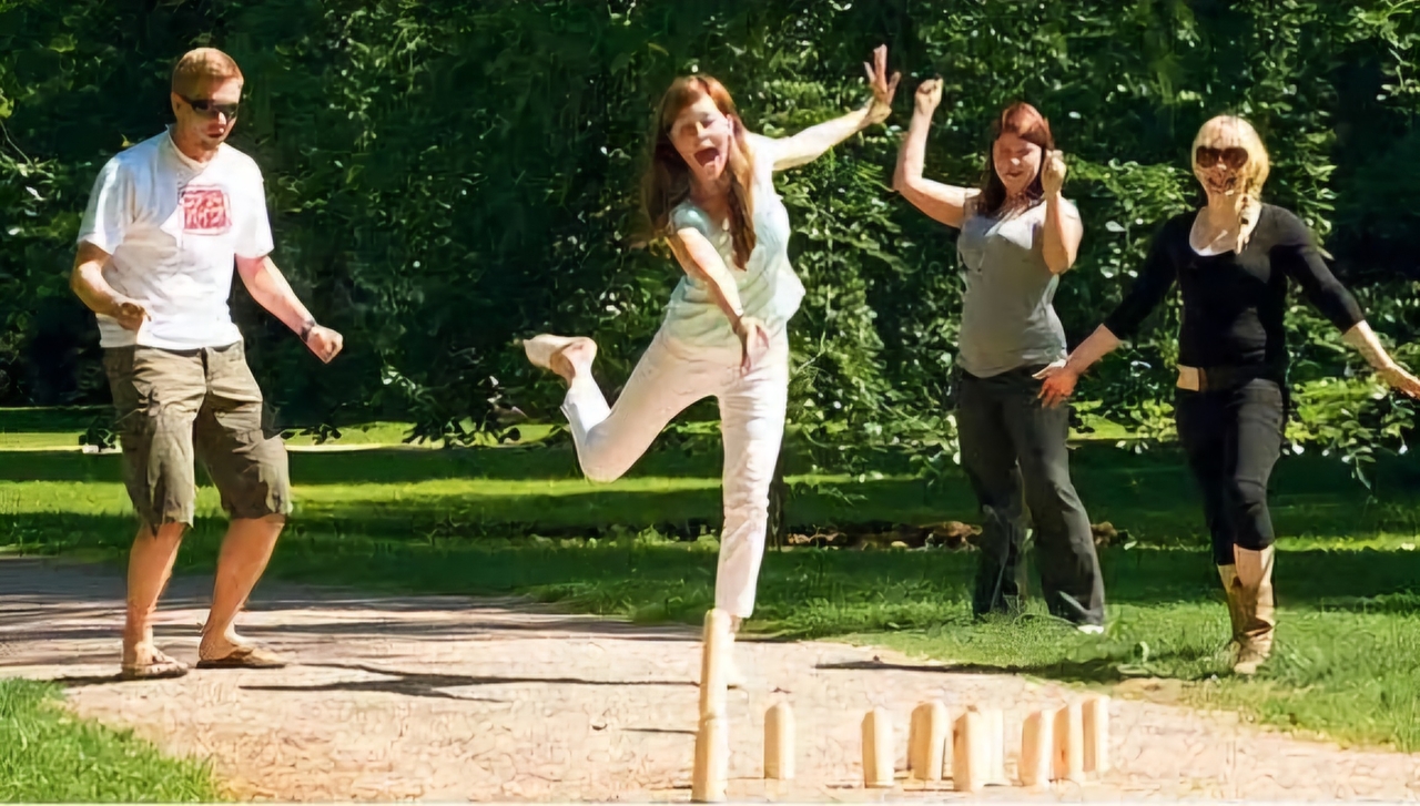 Finland's Mölkky bears a striking resemblance to Korea's traditional biseoktchigi game
