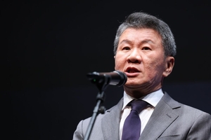 “정몽규 13년 희생, 박지성·이영표가 뭘 안다고!”…정몽규 두둔한 전북축구협회장