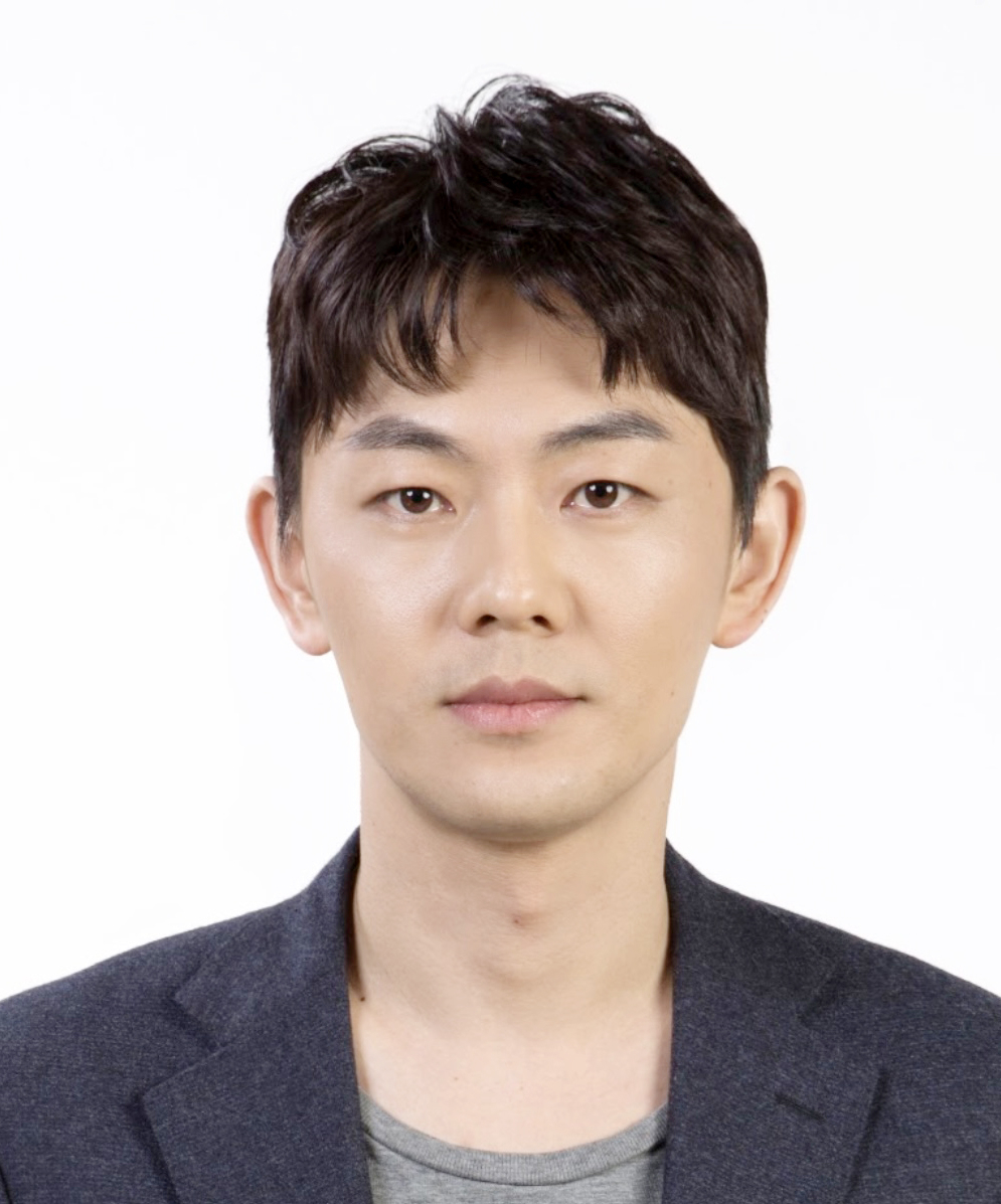 Kim Tae-won ( Cheong Wa Dae)