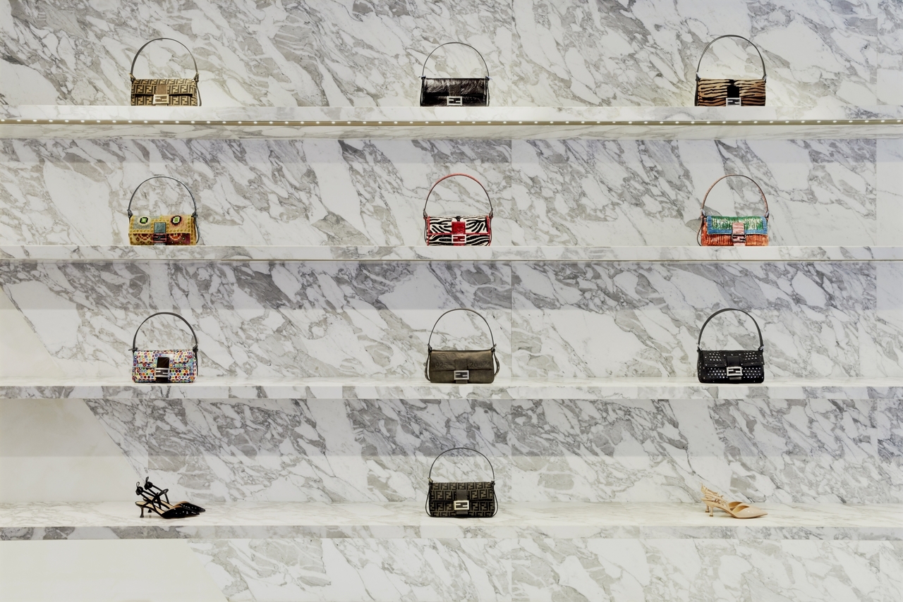 Fendi's Baguette 26424 Re-Edition (Fendi)