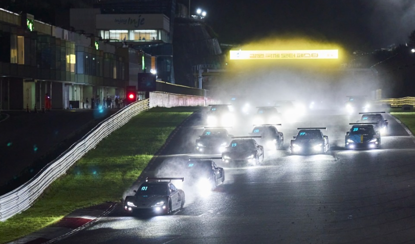 Competitors take part in the night race of the Superrace. (Superrace)