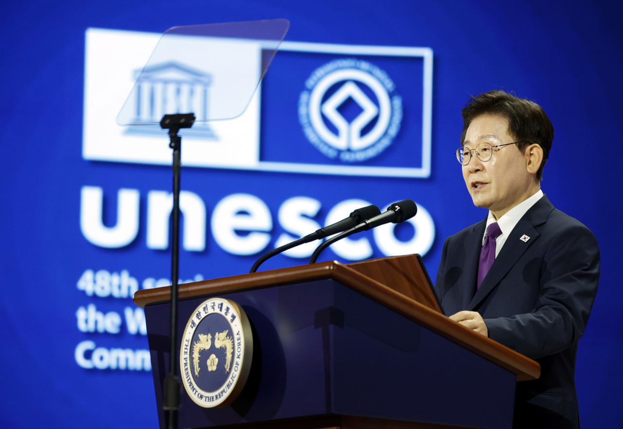 President Lee Jae Myung speaks during the opening ceremony of the 48th session of the World Heritage Committee in Busan on  Sunday. (Yonhap)