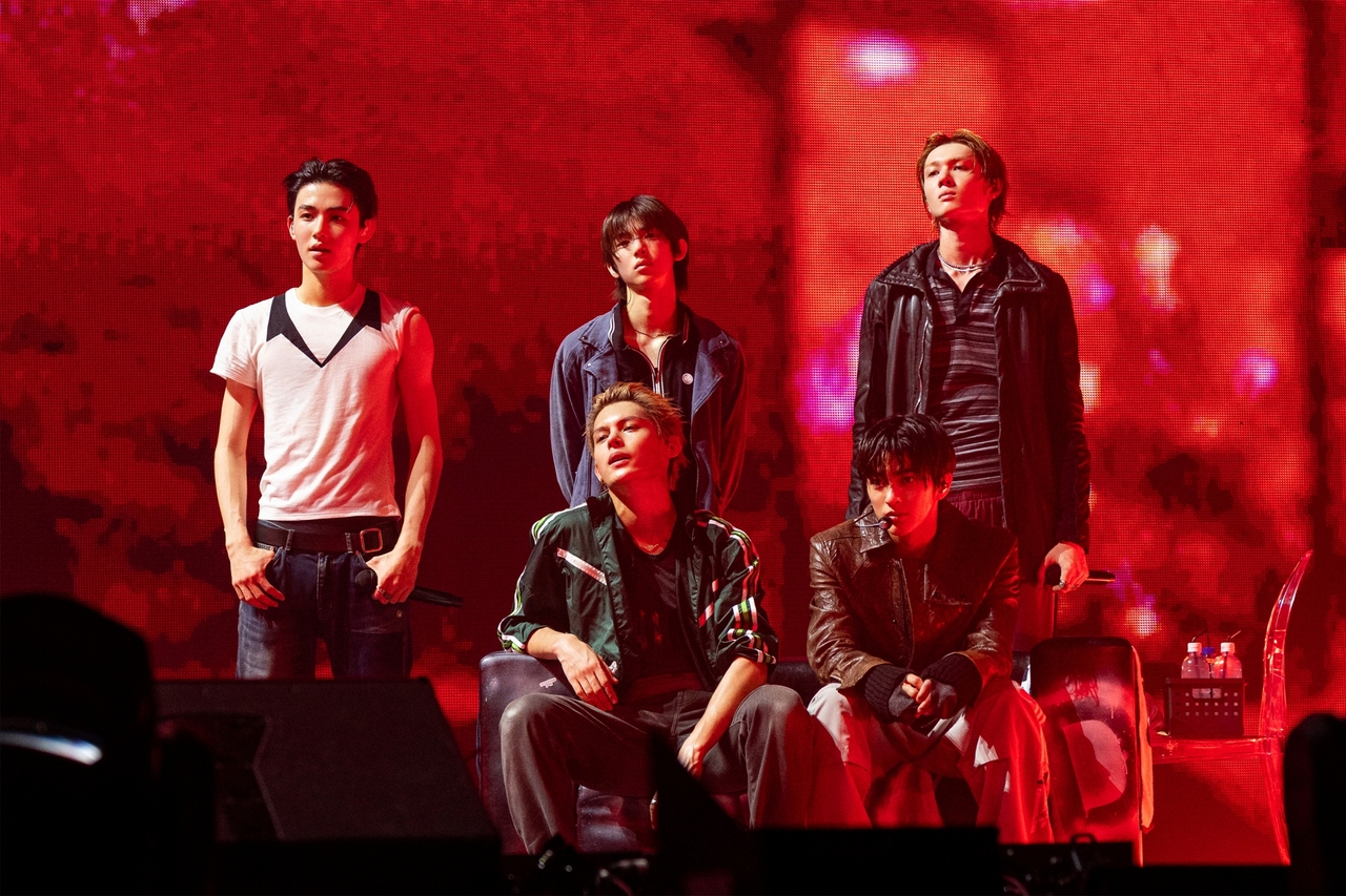 Cortis performs during their "Put Your Phone Down" tour at Inspire Arena in Incheon, which took place on July 18 and 19. (Big Hit Music)