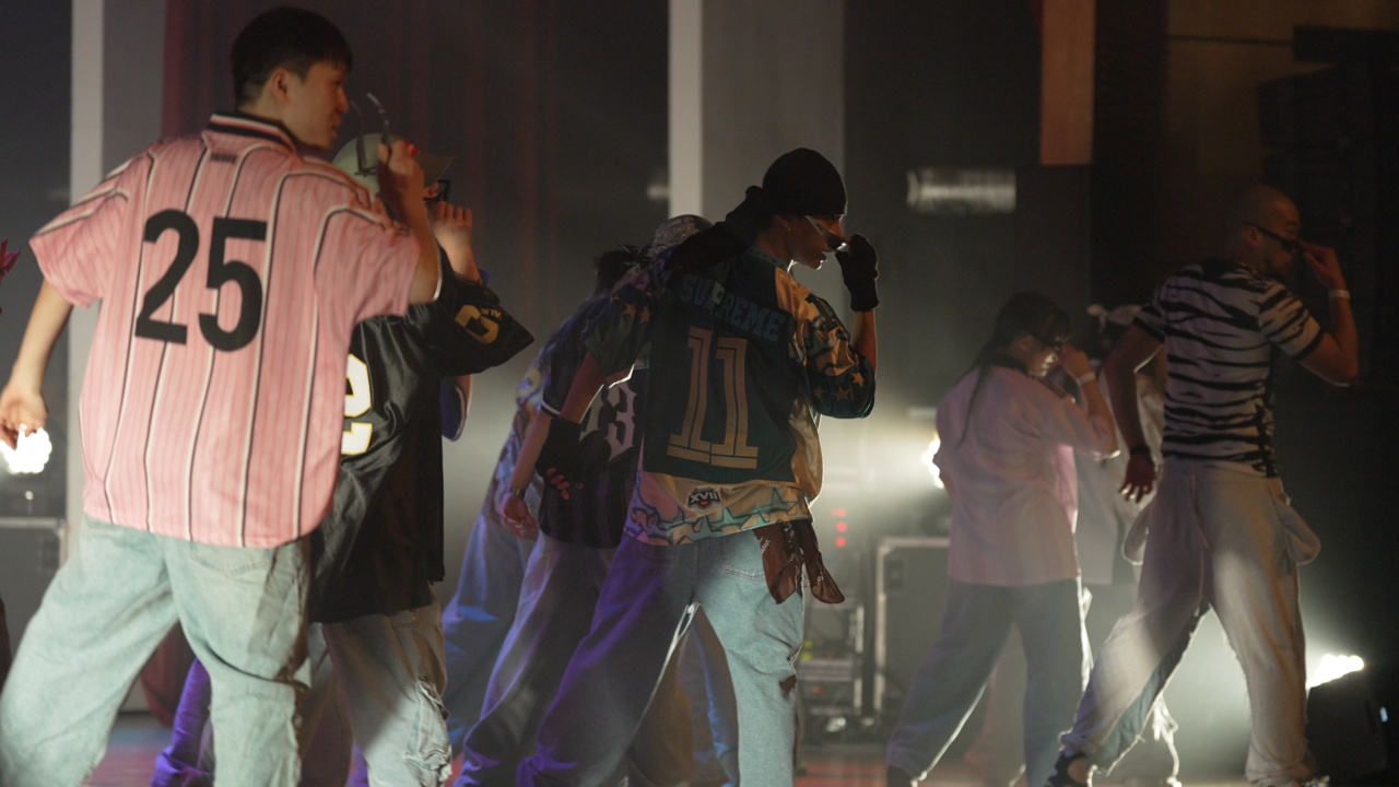 A special collaborative performance by dance crews Hanya and Team I AM at Feedback Stage 2025 (Feedback Korea)