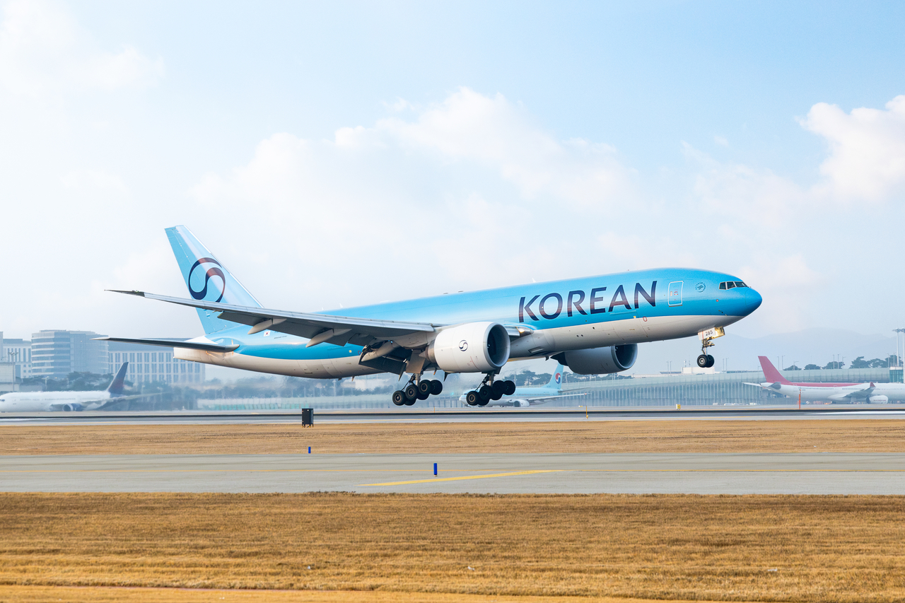 (Korean Air)