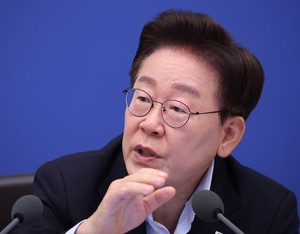 Lee says Gwangju fab not in scope of labor dispute