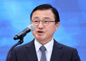 삼성전자, 대표직속 통합 로봇사업조직 신설…피지컬AI 승부수