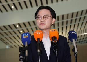 S. Korea, US expected to unveil 1st investment project as early as late next month: industry minister